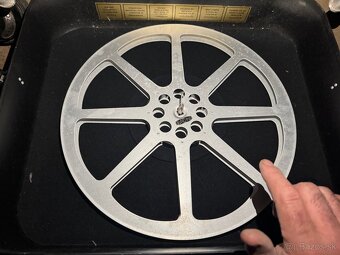 Externý reproduktor v kufri - 2