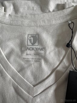 NOVÉ Black Yak Senepol S NOVÉ - 2