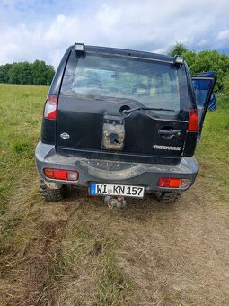 Nissan Terrano - 2