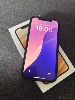 iPhone 12 64GB - 2