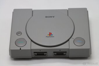 PlayStation Classic – Retro konzola s 20 legendami - 2
