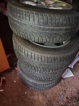 Predám elektróny na BMW x5 225/45r17 - 2