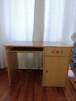 Počítačový stôl - 2