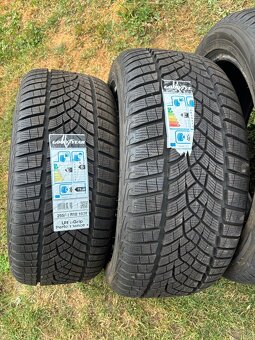 Pneumatiky GoodYear - 2
