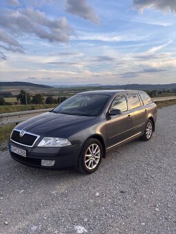 Škoda Octavia II 2.0 FSI 4x4 - 2