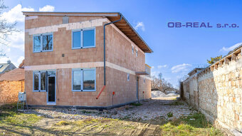 C_Predaj 3izb bytu 103m2 na 1.poschodí tehl. bytovky GA-HODY - 2