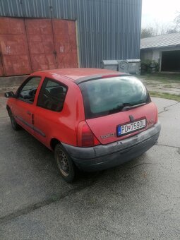 Renault clio 1.2 benzín - 2