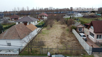 PREDAJ POZEMKU TRNOVEC NAD VÁHOM 1445 m2 - 2