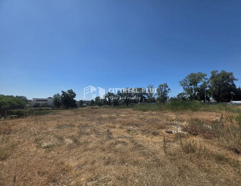 Na predaj stavebný pozemok v priemyselnom areály Nové Zámky - 2