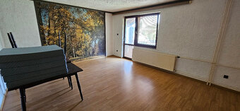 5 izbový poschodový rodinný dom, 2x veľká garáž - 2