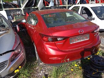 Mazda 3 (BM,BN) 2.0b rozpredám - 2