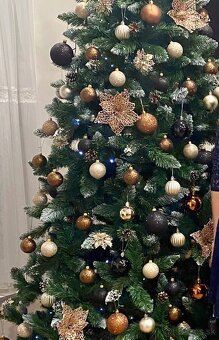 Vianočný stromček so šiškami a stojanom, NOVÝ - 2