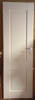 Biele dvere drevené so zárubňou 65 cm - 2