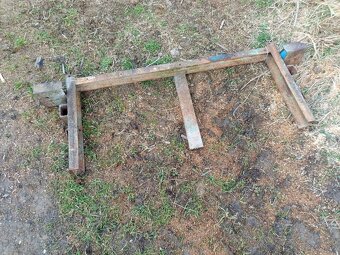 vlečka na drevo - 2