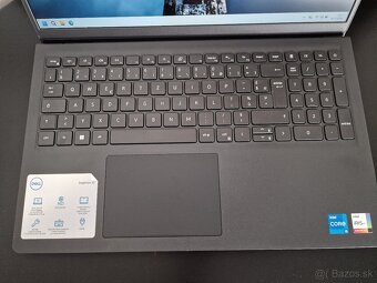 Dell inspirion 3520 - 2