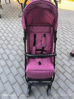Ľahký cestovný kočík Chicco Trolley me - 2
