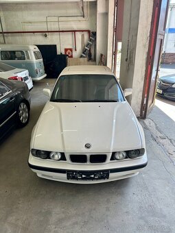 BMW M5 E34 - 2