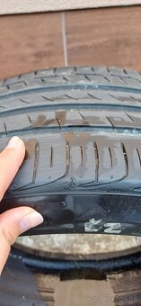 Gumy 225/40 R18 - 2