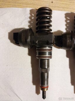 Vstrekovacie trysky BOSCH 1.9tdi 77kw 0414720215 - 2