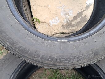 Predám pneumatiky 215/65 R16 zimné - 2