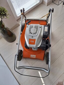 Benzinova kosacka stihl - 2