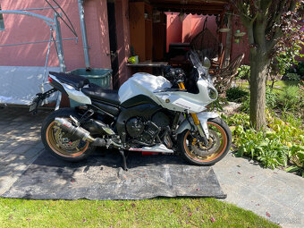 Predám motorku Yamaha Fazer 800 S - 2