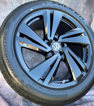 Zimní top originální sada Volkswagen Touareg 285/45R20 112V - 2
