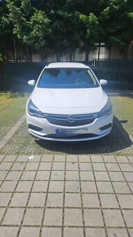 Opel Astra ST 1.4 Turbo Innovation - 2