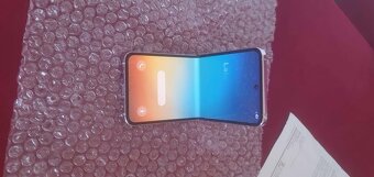 Samsung Galaxy Z flip 5 - 2