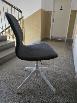 IKEA stolicka otočná - 2