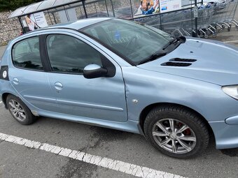 Peugeot 206 - 2
