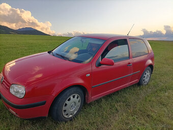 VW GOLF 1,9 - 2