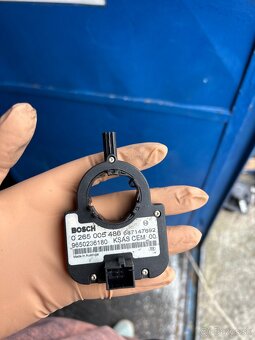 Citroën C4 snímač uhla volantu - 2