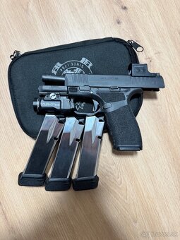 Springfield Armory Hellcat PRO - 2