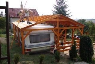 Predám drevený prísrešok 6 x 7 m - 2