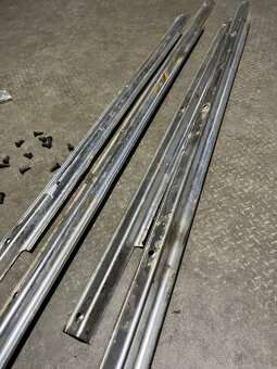 Prahové lišty Škoda 1000MB - 2