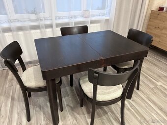 Starý jedálenský stôl + stoličky - 2