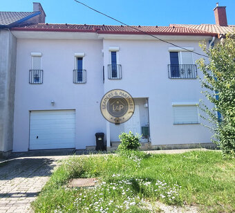 PREDAJ rodinný dom v centre Rajky - 2