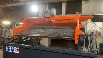 Triedič sypkých materiálov - 2