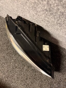 Svetlo VW Touran - 2