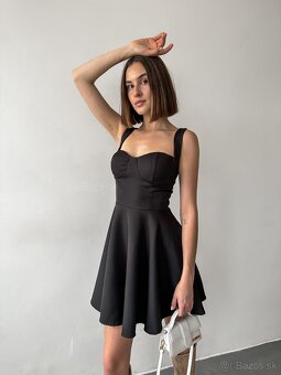 GreenApple šaty veľkosť M-L - 2