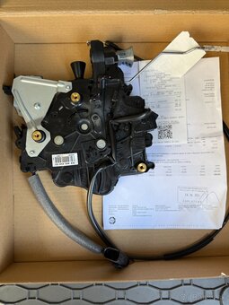 VW T6  Zámok - el.dvere - 2