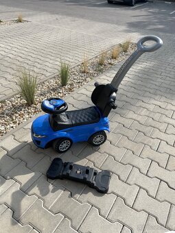 Hracie auto - odrazadlo - 2