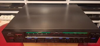 Predám special effects generator JVC JX-W9 - 2