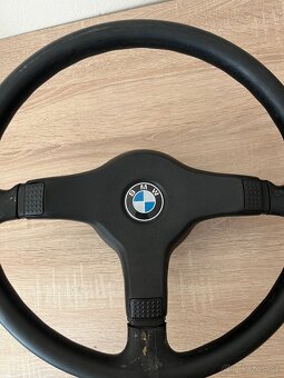 BMW e30 m-tech 1 volant - 2