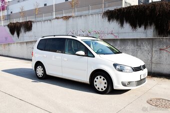 Volkswagen Touran 1.6 TDI DSG - 2