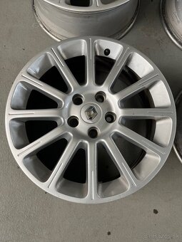 Predám disky Renault Clio RS a 20 mm podložky - 2