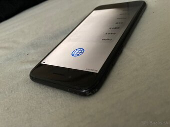 iPhone SE 2020 (displej na výmenu) - 2
