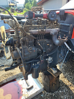 ponúkam motor zetor 6201 original stav - 2