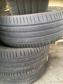 Pirelli scorpion 255/45 R19 - 2
